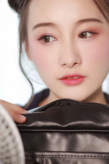 欧美综合亚洲日韩精品区